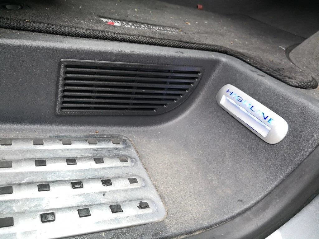 VW T5 Campervan Step Grill Vent Door – Side Step Vent Cover Upgrade
